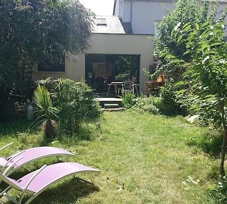 Maisonnette A Viarme Talensac Ferienhaus Nantes